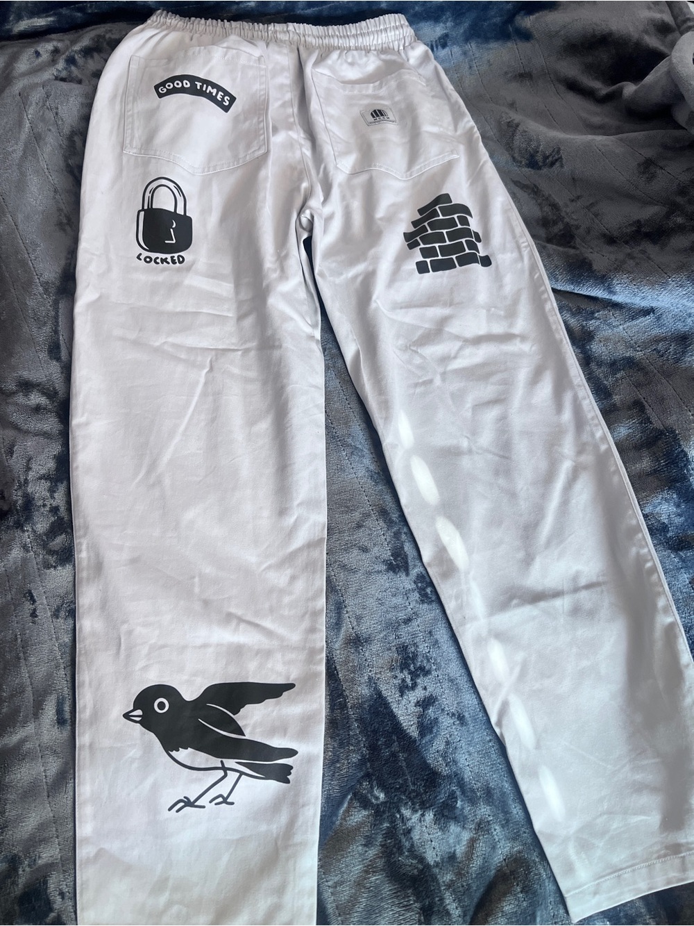 Men's Off White Graphic Chinos with Bird Motif - Picture 2 of 7